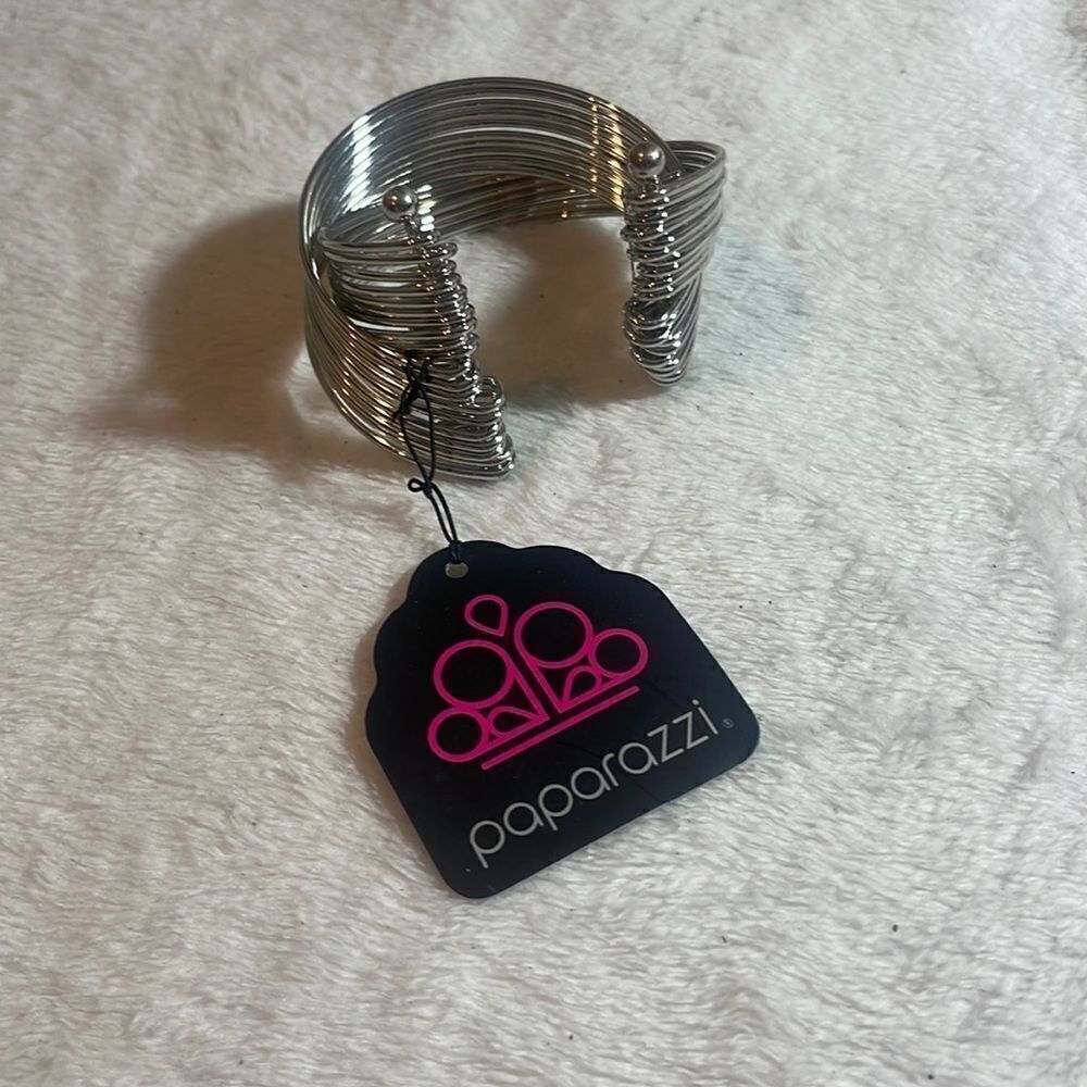 NWT Paparazzi bracelet
